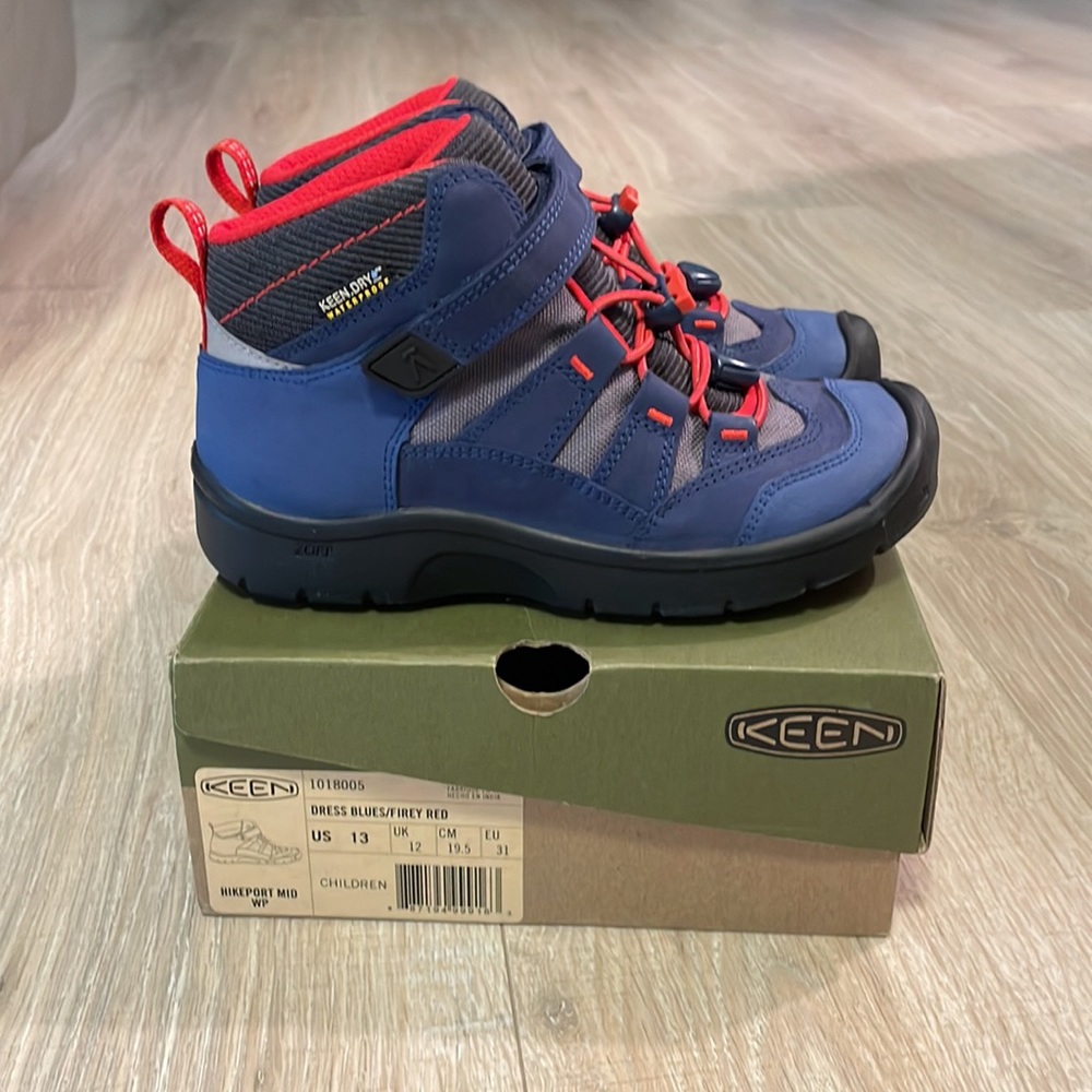 Keen Boots Kids Size 13 Like New